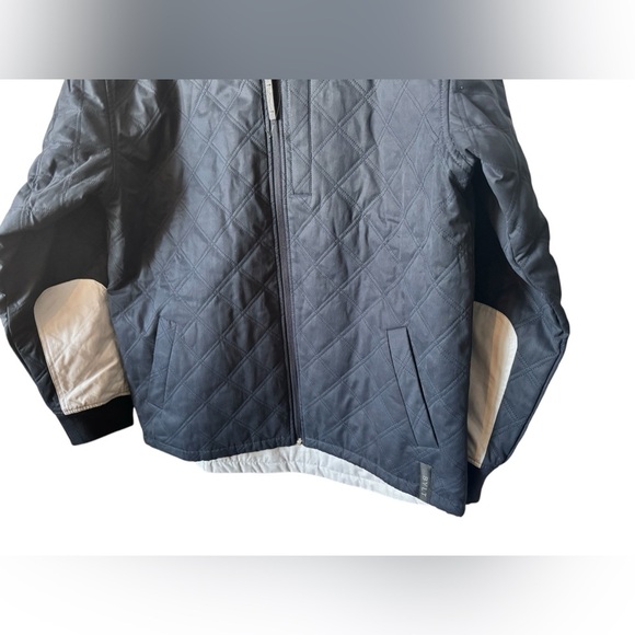 Bylt Bomber Jacket Mens L Navy Gray Reversible Quilted Hi Lo Casual NWOT - Picture 6 of 15